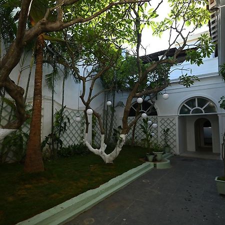 La Cedille - French Heritage House Pondicherry Exterior foto